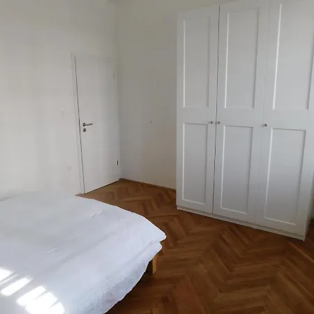 Dream Apartment *